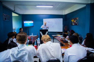 Как побороть страх публичных выступлений? / Хабр