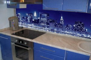 Стеклянный фартук на кухню скинали своими руками